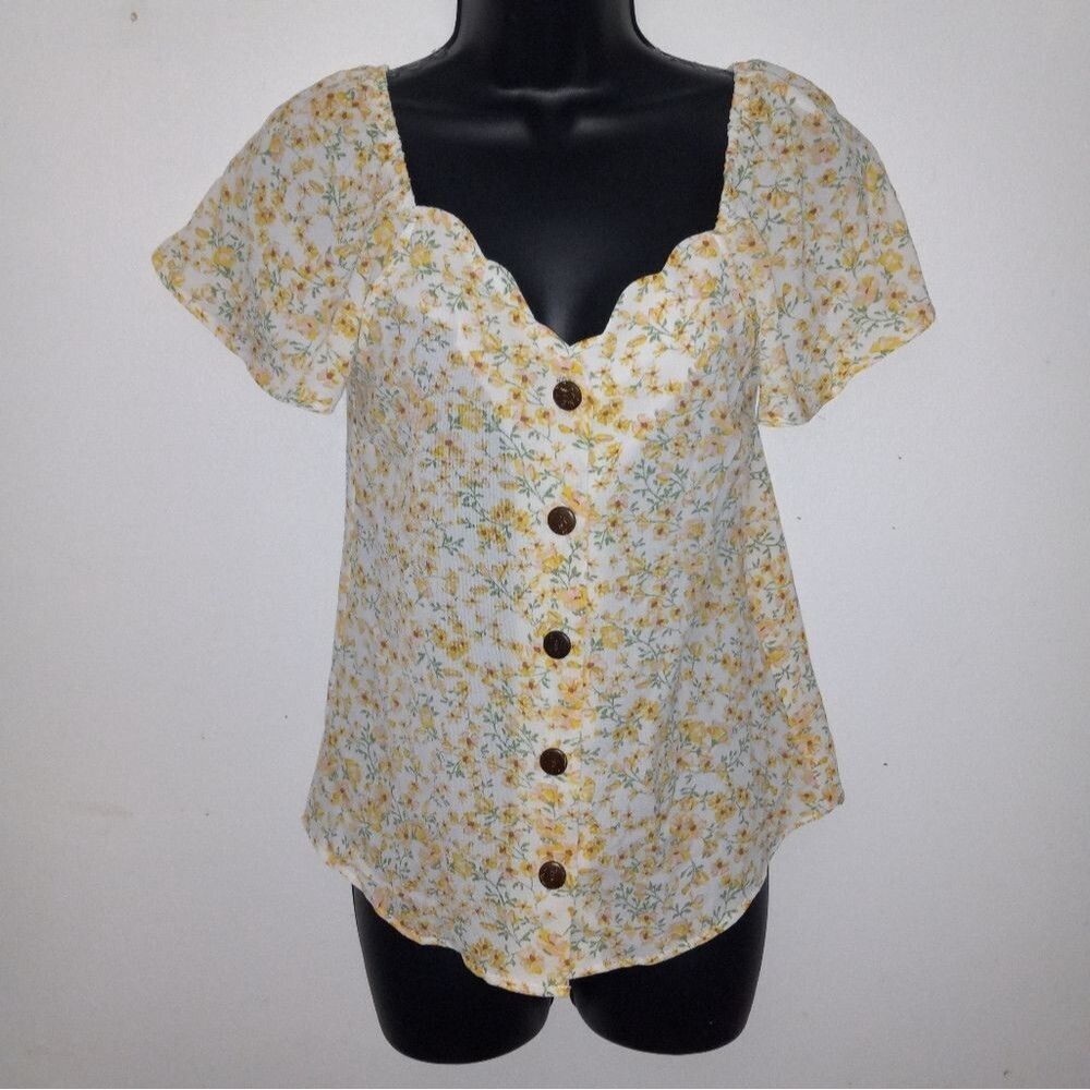 Yellow Monteau floral top
